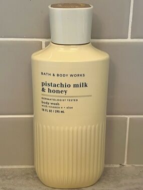 Bath & Body Works Pistachio Milk & Honey Body Wash